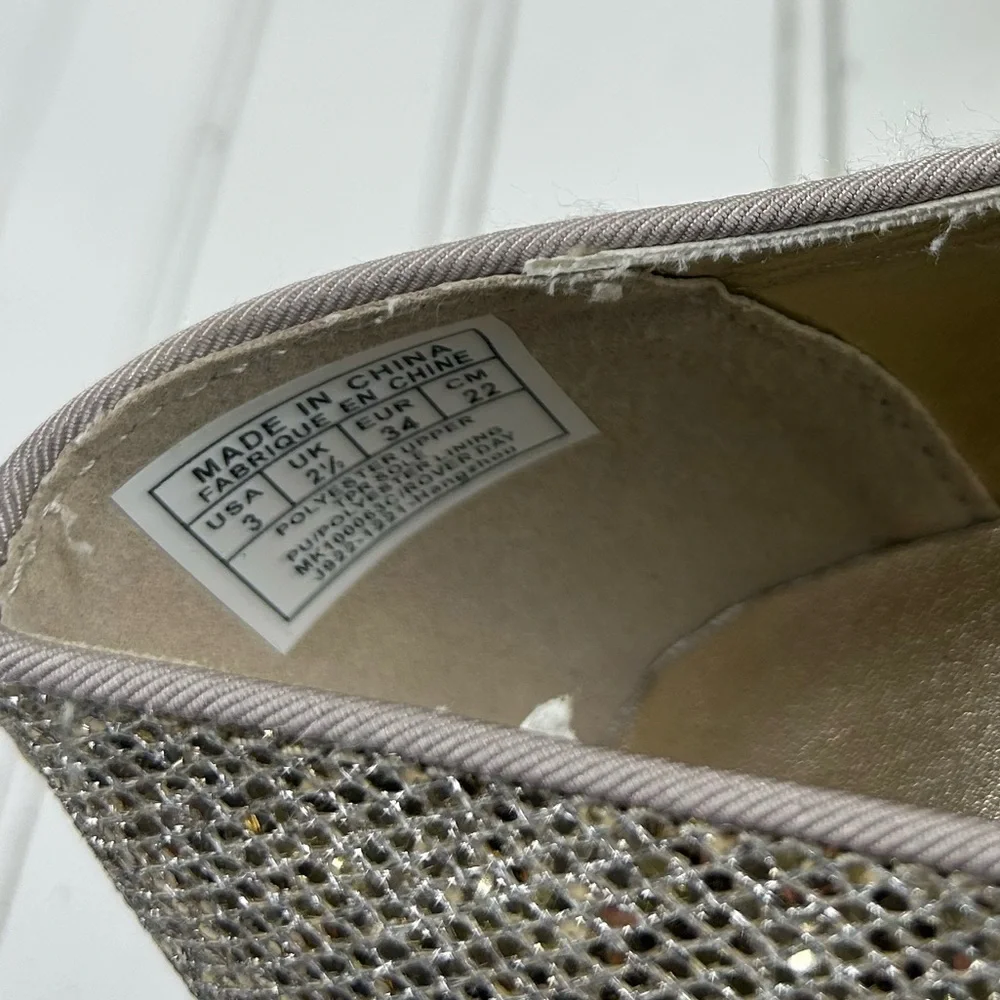 Michael Kors Rove Day Slip-On Gold Metallic Girl’s Dress Shoes Size 3
